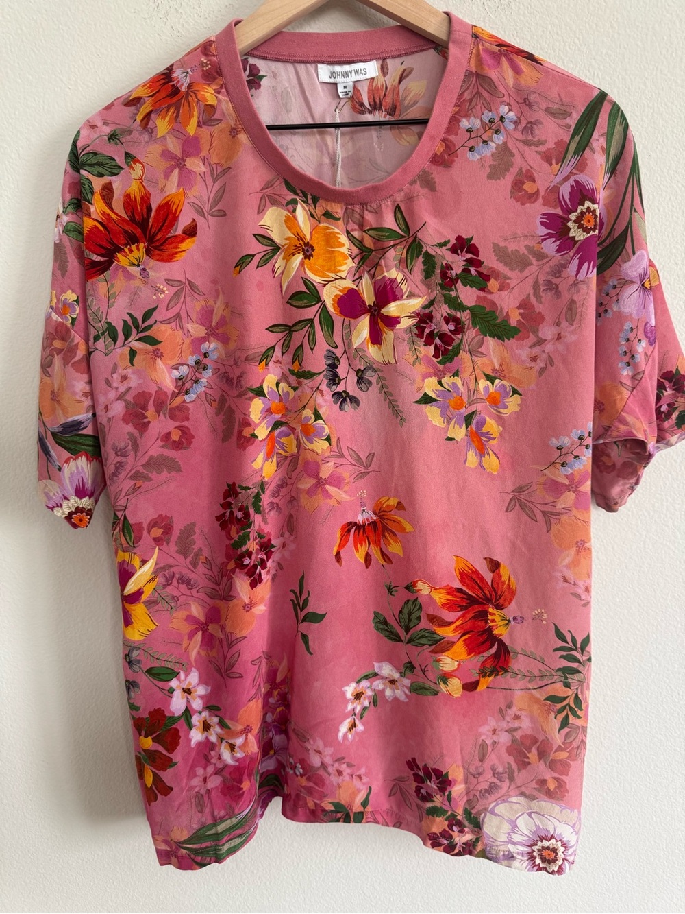 Johnny Was 100% Silk Floral Tee Blouse Pink Boho Top Medium